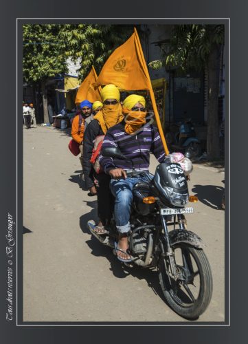 Sur la route d'Anandpur Sahib