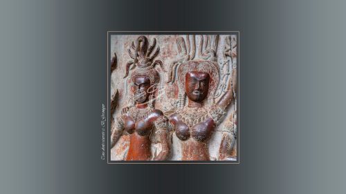 29-Angkor-Vat-Devatas