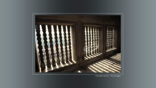 68-V04-97-Angkor-Vat-fenetres-a-barreaux-modulation-de-la-lumiere