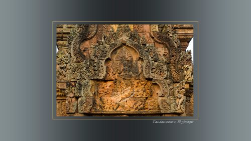 17-Banteay-Srei-Detail-fronton-bibliotheque-sud-Ravana-secouant-le-mont-Kailasa