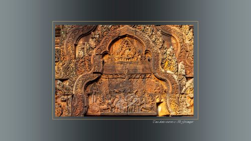 18-Banteay-Srei-Detail-fronton-de-la-bibliotheque-nord-lincendie-de-la-foret-Khandava