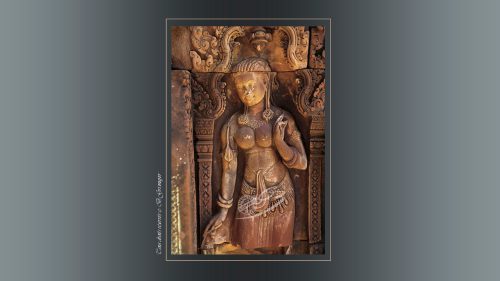 42-Banteay-Srei-Detail-Devata
