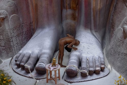 Pieds de l'ascète roi - Bahubali