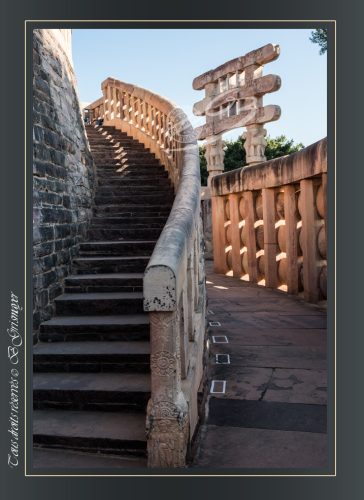 067-STUPA-N°3-SANCHI-VEDIKA