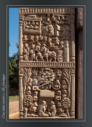 171-DETAILS-TORANA-NORD-SANCHI-Cortege-royal-quittant-Rajagriha