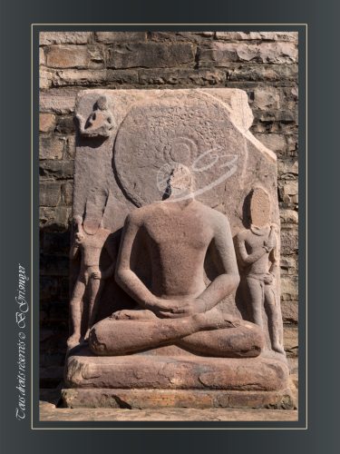 228-STATUTS-DE-BOUDDHA-SANCHI
