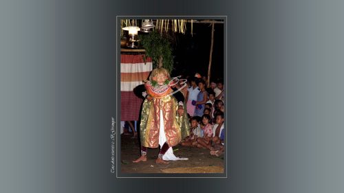 Danseur de Topeng